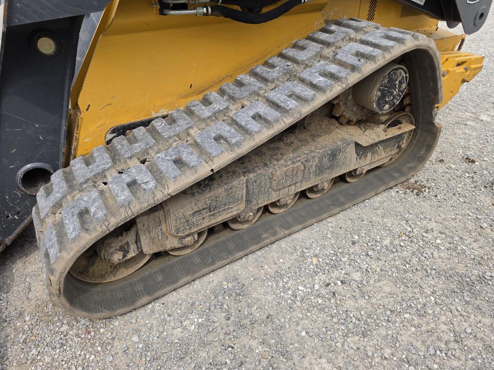 Image for 2014 John Deere 333E