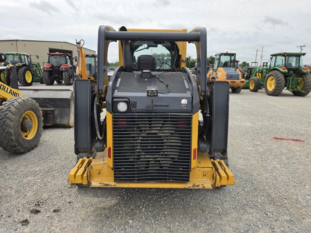 Image for 2014 John Deere 333E
