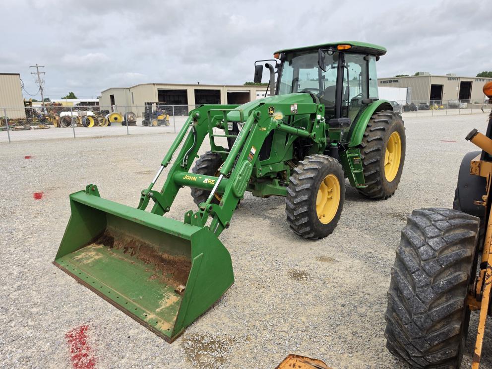 Image for 2013 John Deere 6140D