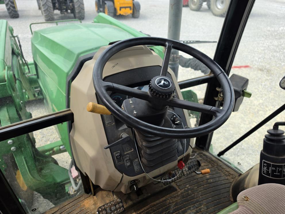 Image for 2013 John Deere 6140D