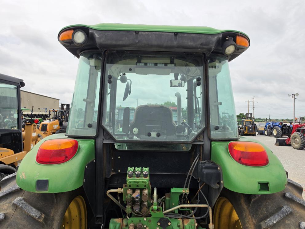 Image for 2013 John Deere 6140D