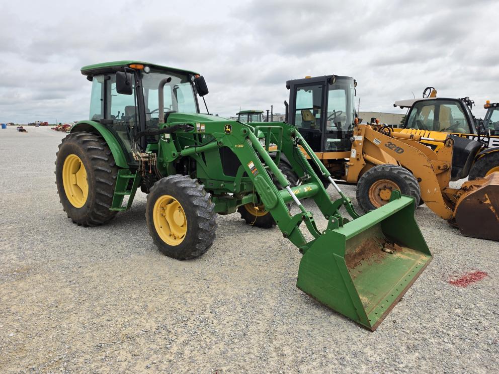 Image for 2013 John Deere 6140D