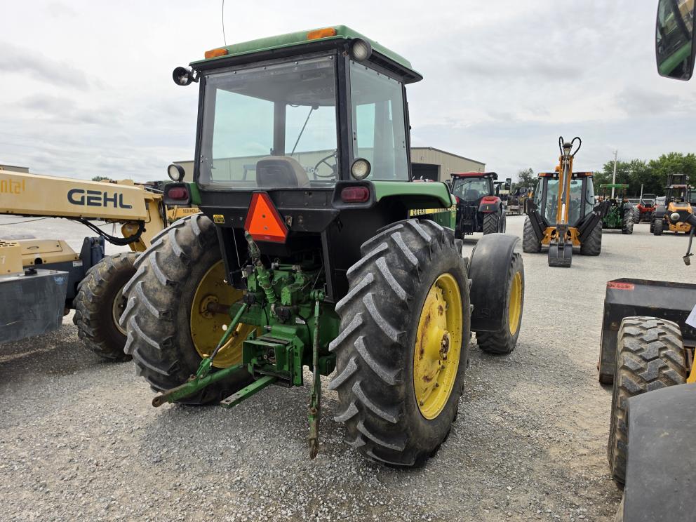 Image for 1988 John Deere 4050