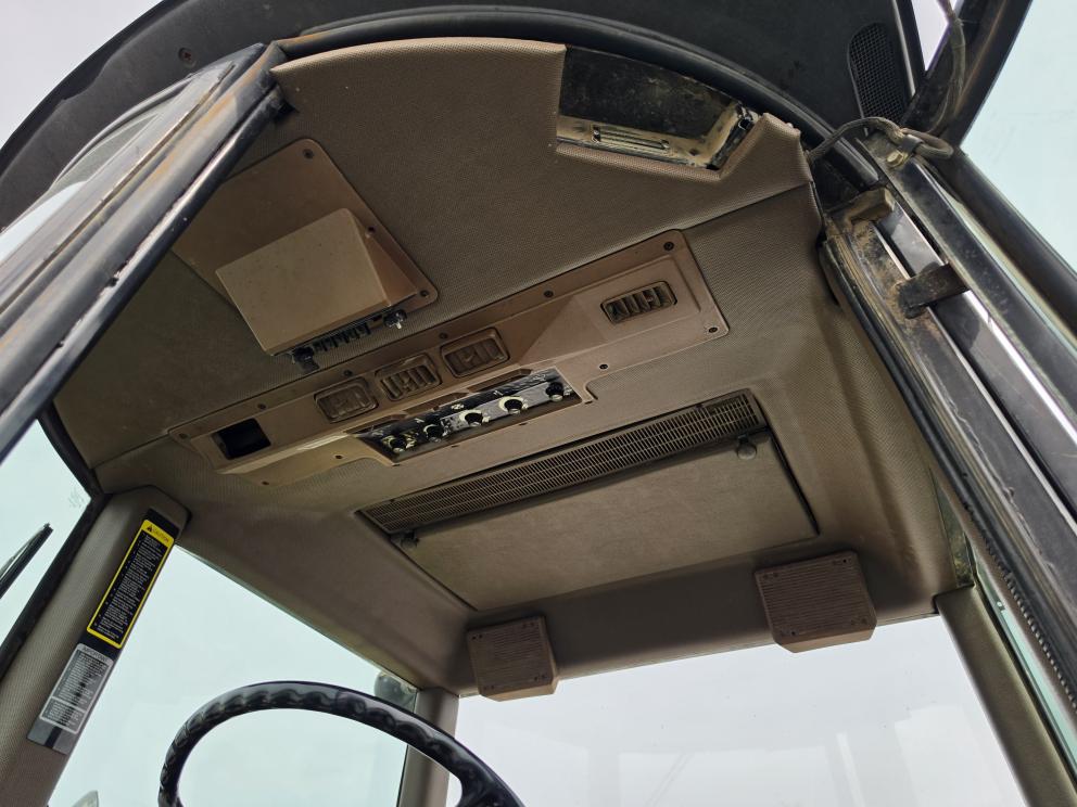 Image for 1988 John Deere 4050