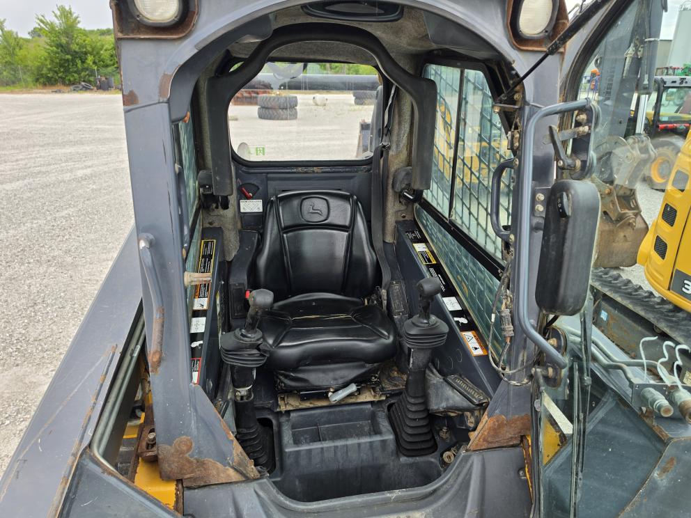 Image for 2013 John Deere 320D