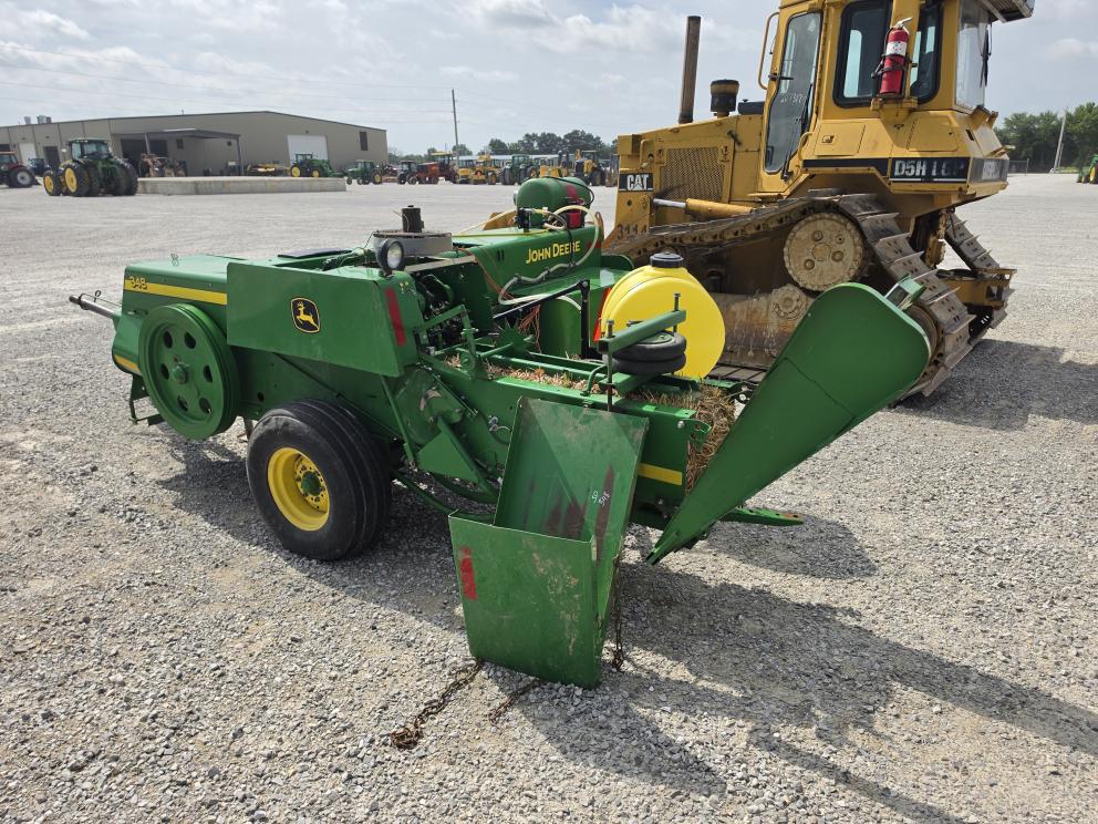 Image for 2001 John Deere 348