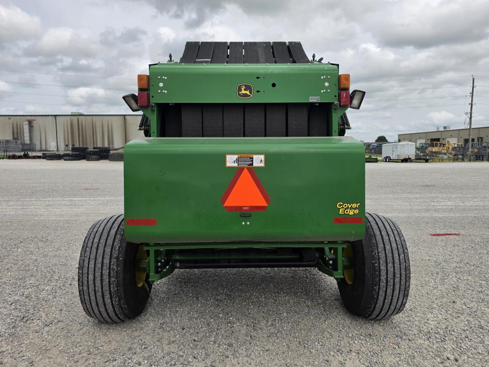 Image for 2015 John Deere 569