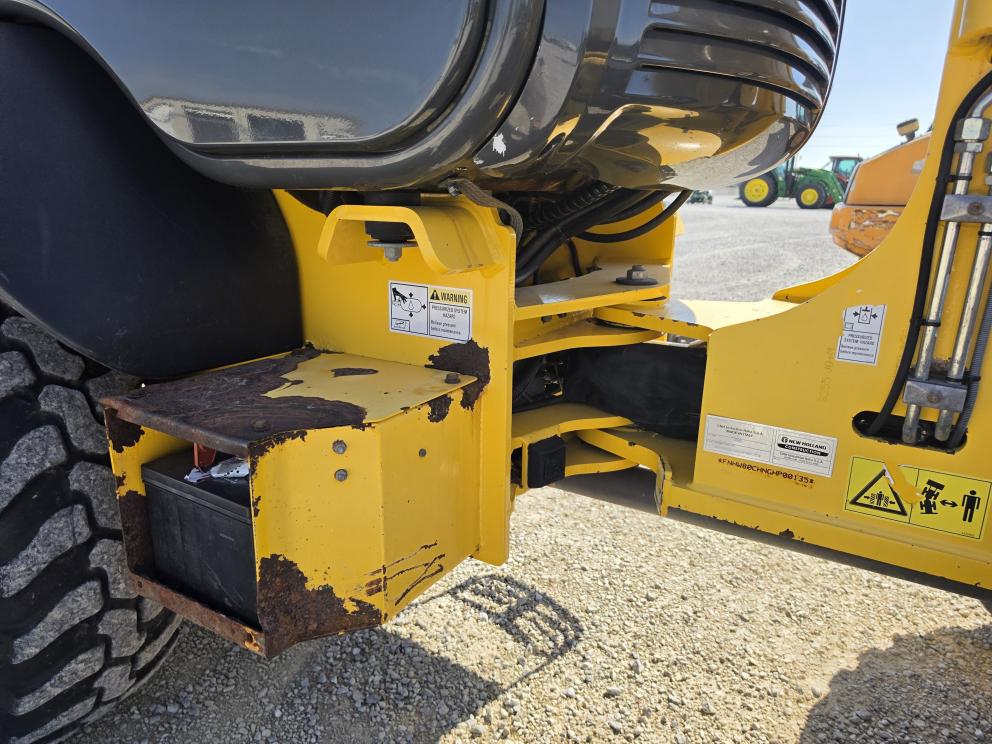 Image for 2016 New Holland W80C