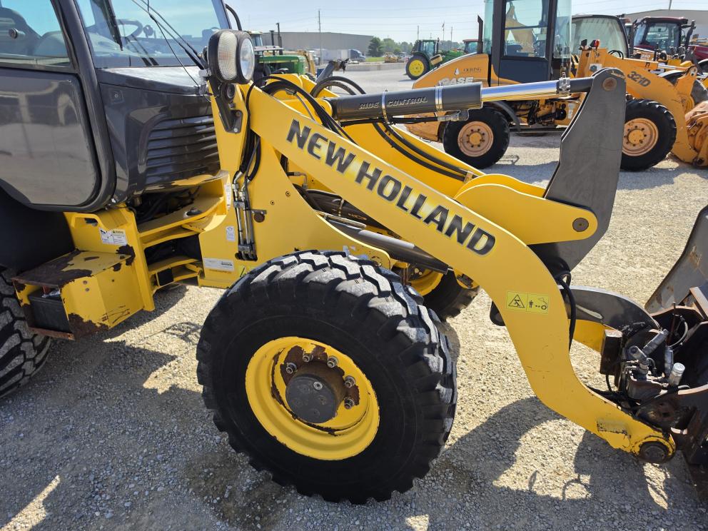 Image for 2016 New Holland W80C