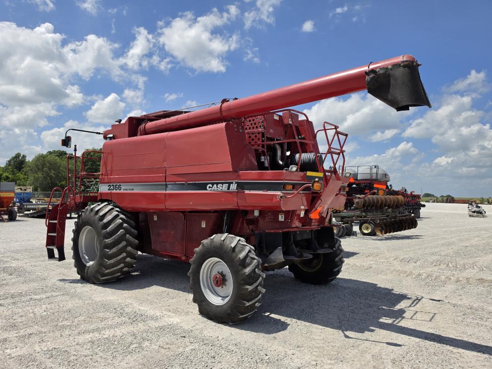 Image for 2004 Case IH 2366