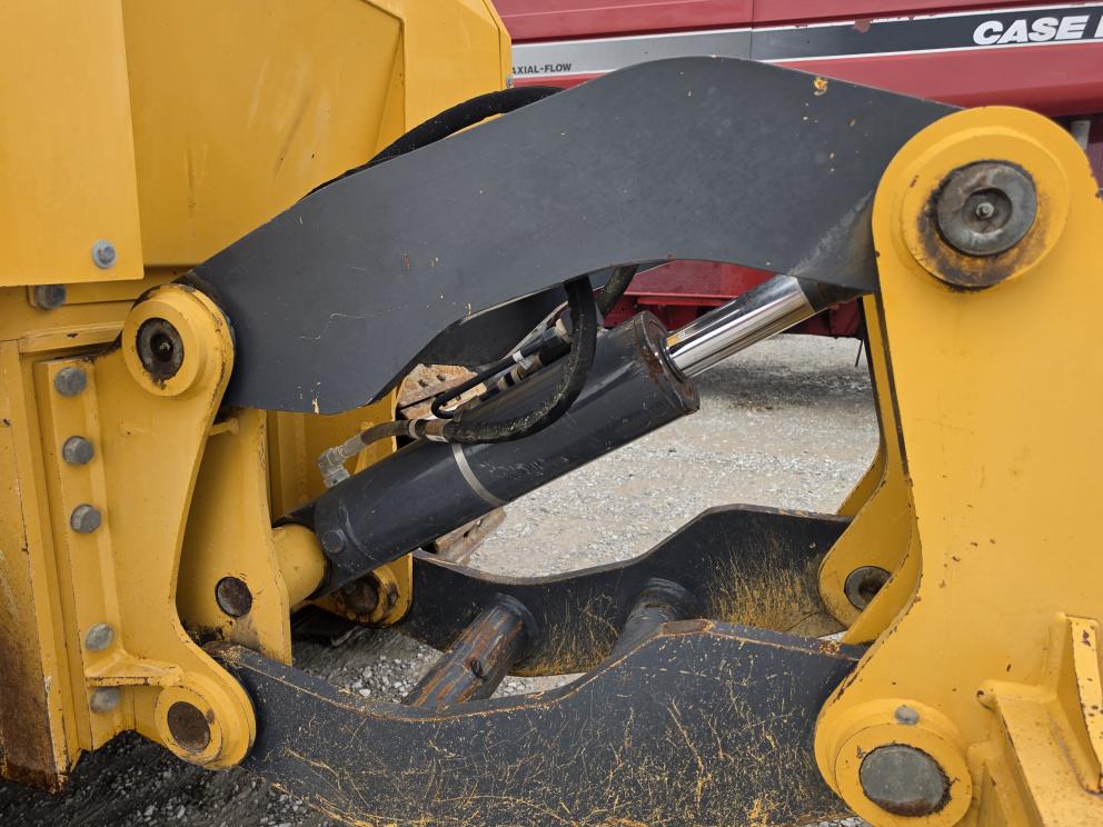Image for 2016 John Deere 550K XLT