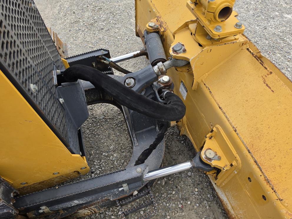 Image for 2016 John Deere 550K XLT
