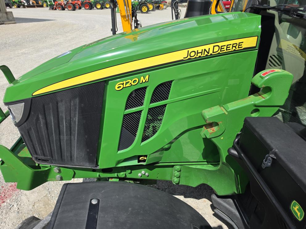Image for 2022 John Deere 6120M