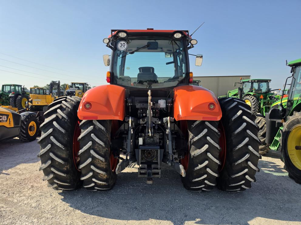 Image for 2019 Kubota Premium M7-172