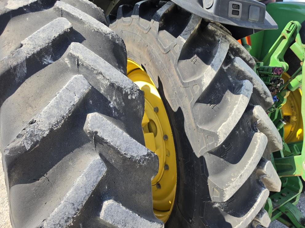 Image for 2012 John Deere 8335R