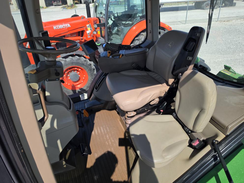 Image for 2012 John Deere 8335R