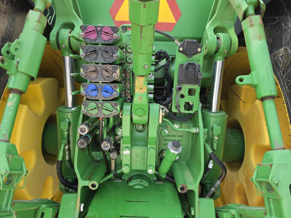 Image for 2012 John Deere 8335R