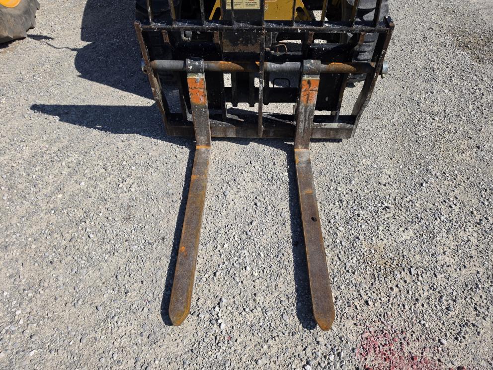 Image for 2016 Caterpillar TH255C