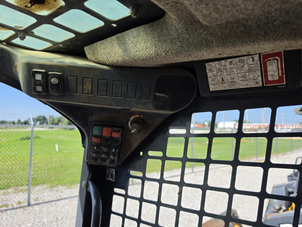 Image for 2023 John Deere 317G