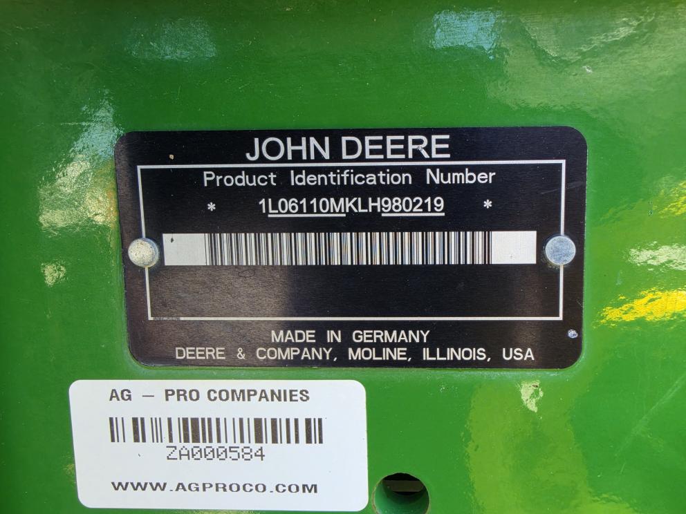 Image for 2020 John Deere 6110M