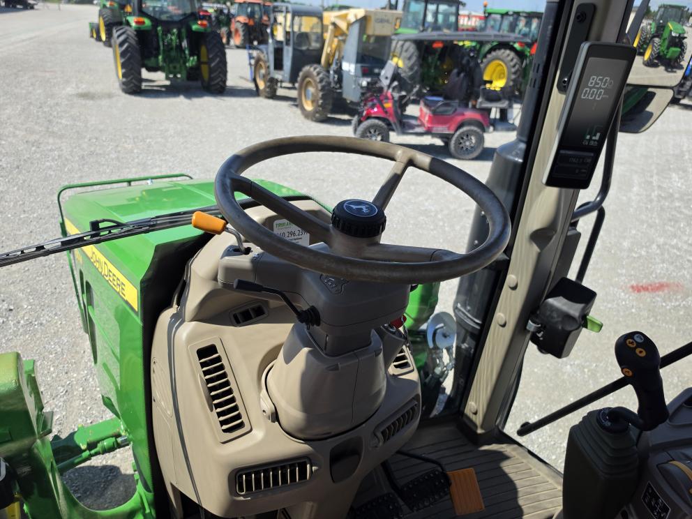 Image for 2020 John Deere 6110M