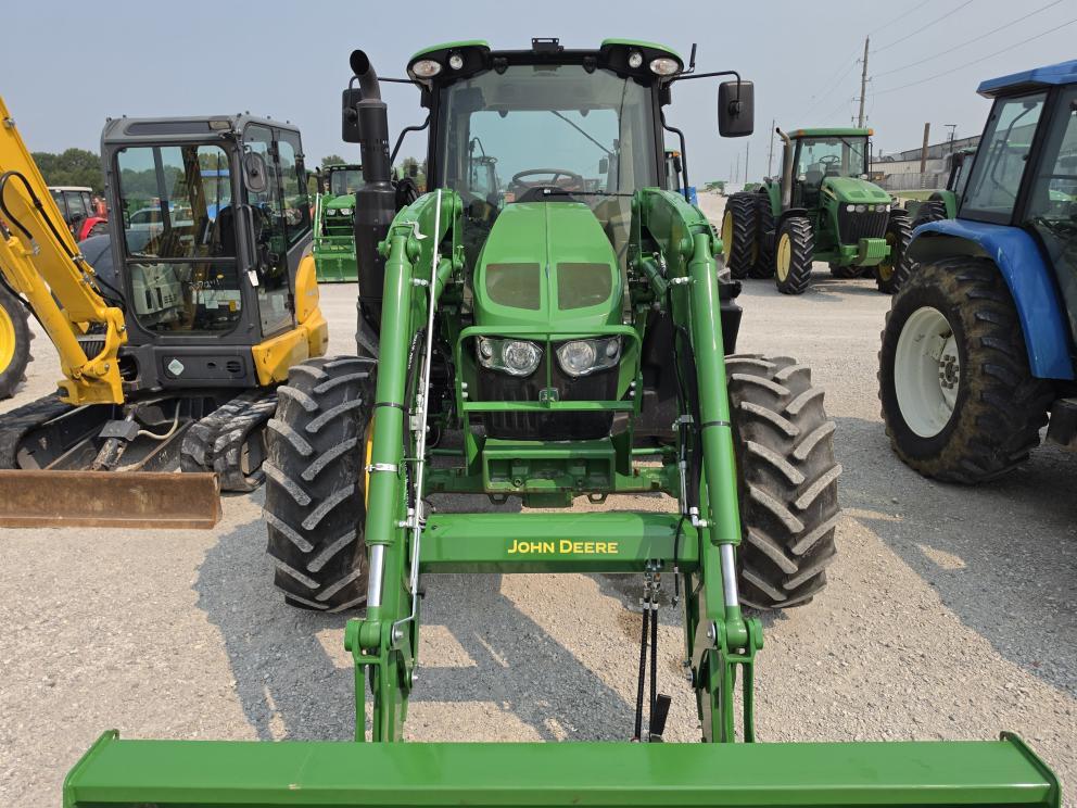 Image for 2022 John Deere 6110M