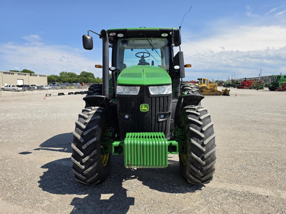 Image for 2013 John Deere 7260R