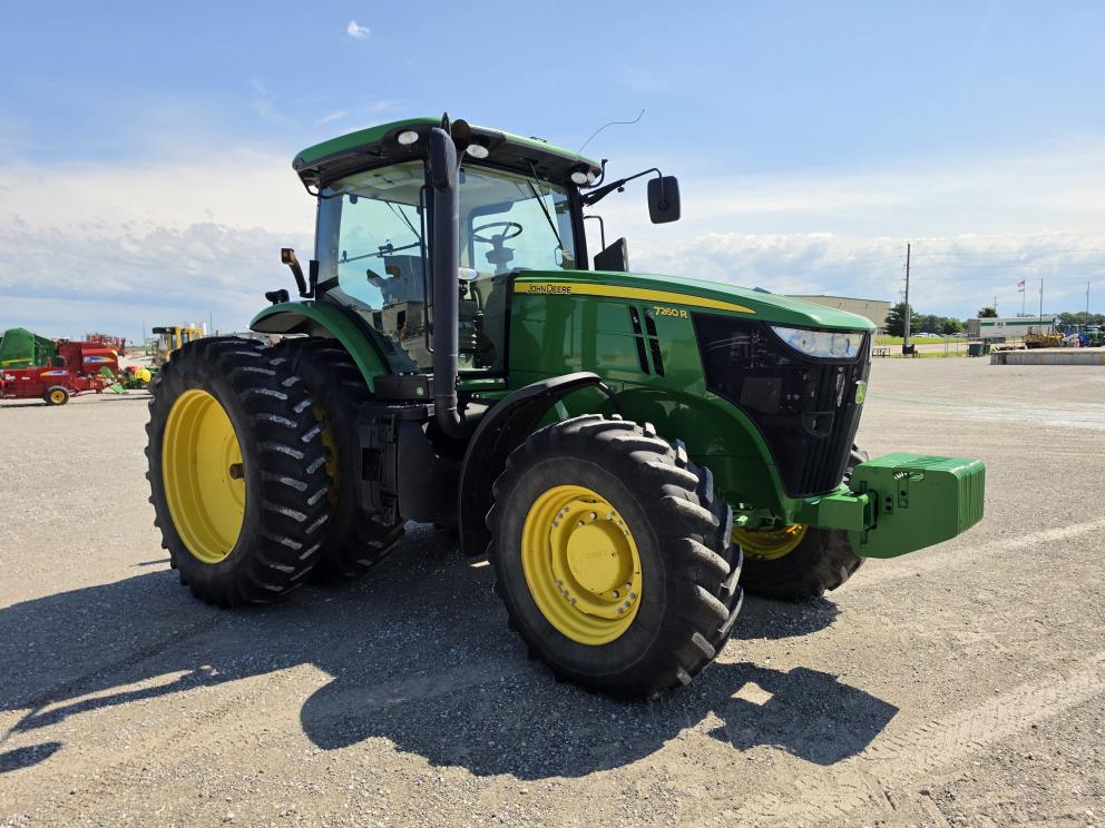 Image for 2013 John Deere 7260R