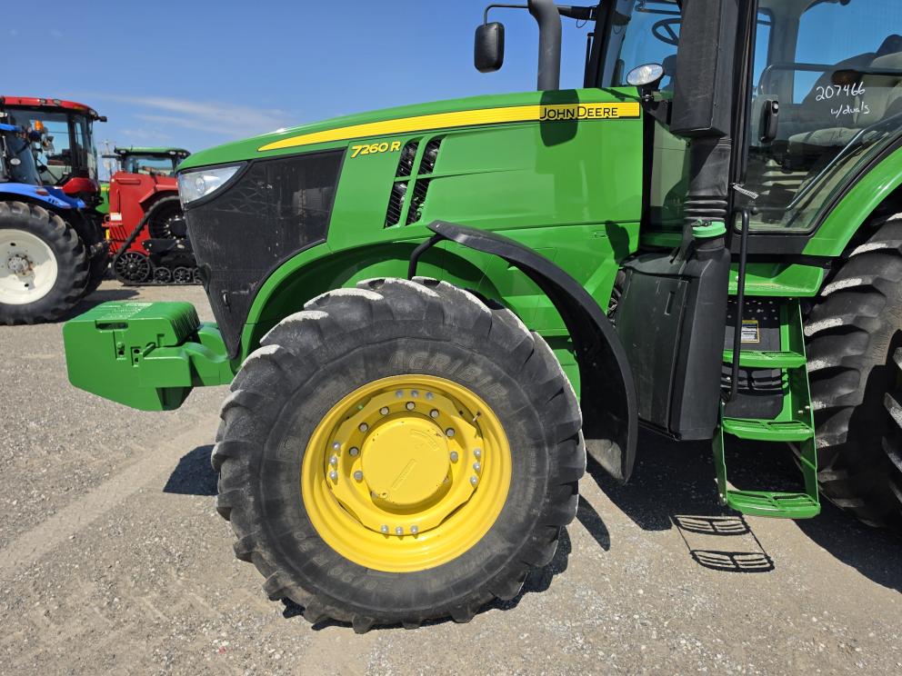 Image for 2013 John Deere 7260R