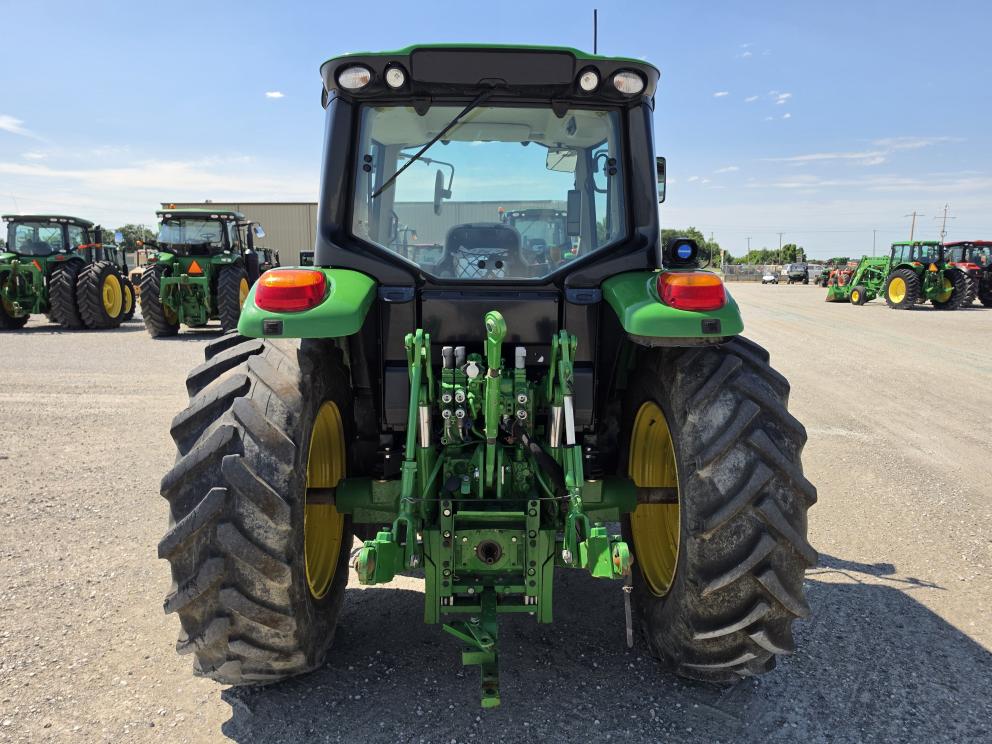 Image for 2020 John Deere 6110M