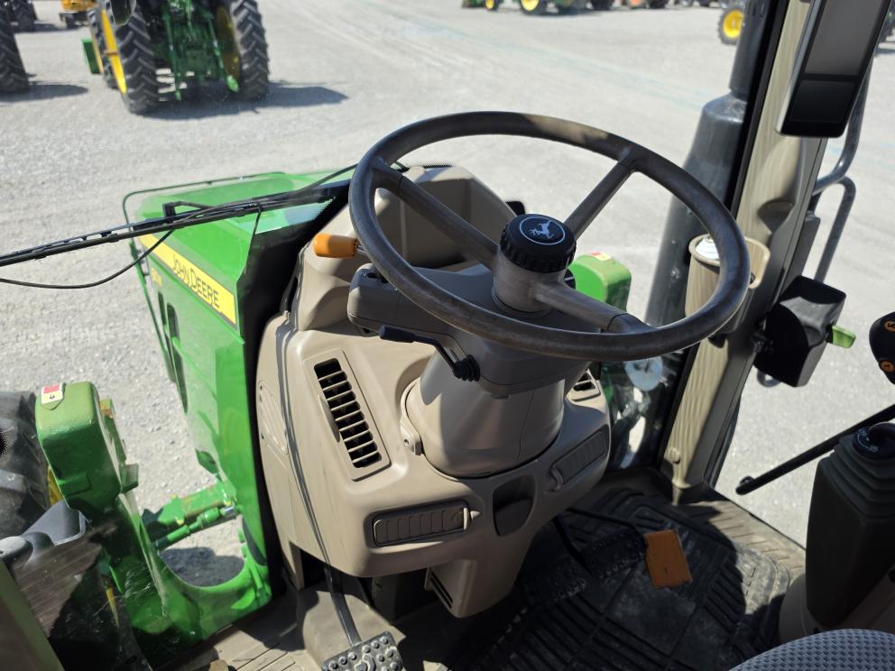 Image for 2020 John Deere 6110M