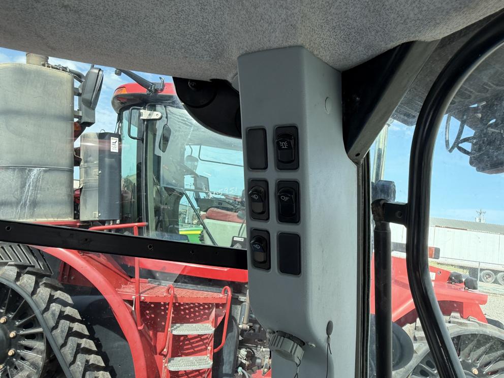 Image for 2014 New Holland T6.165