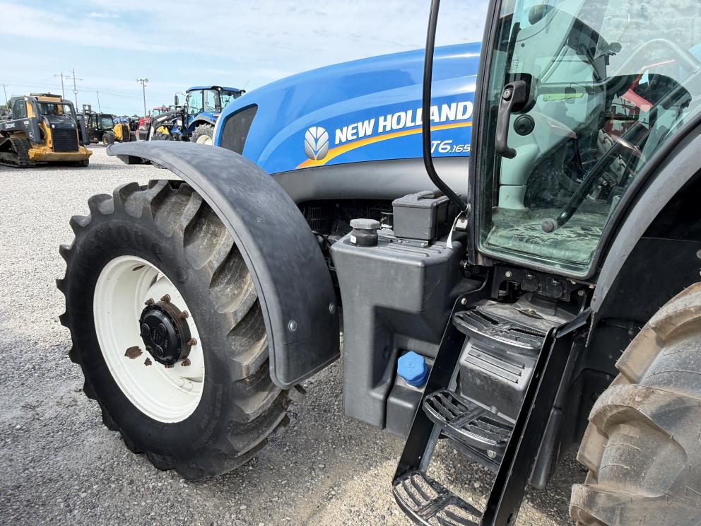 Image for 2014 New Holland T6.165