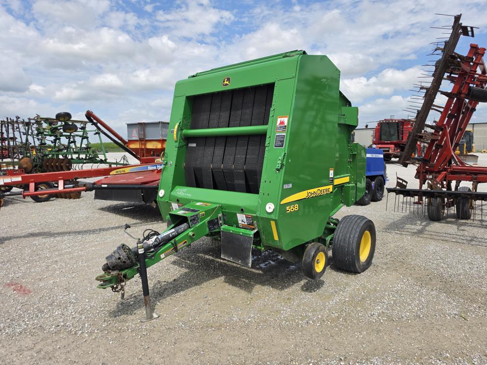 Image for 2007 John Deere 568