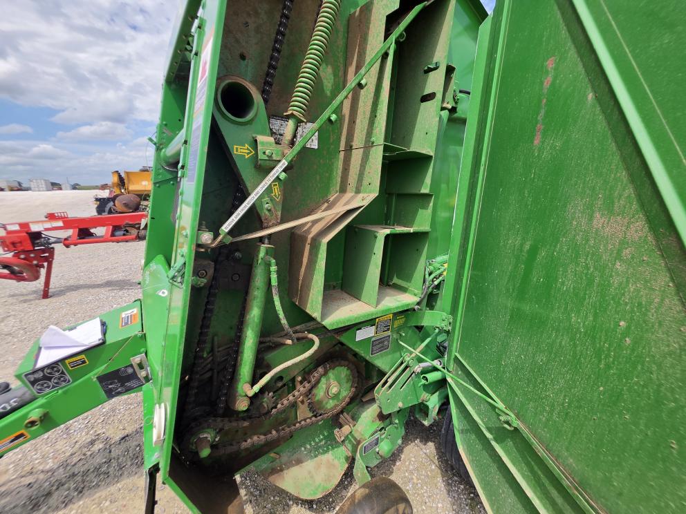 Image for 2007 John Deere 568