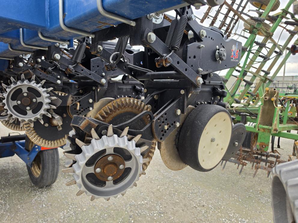 Image for 2013 Kinze 3600
