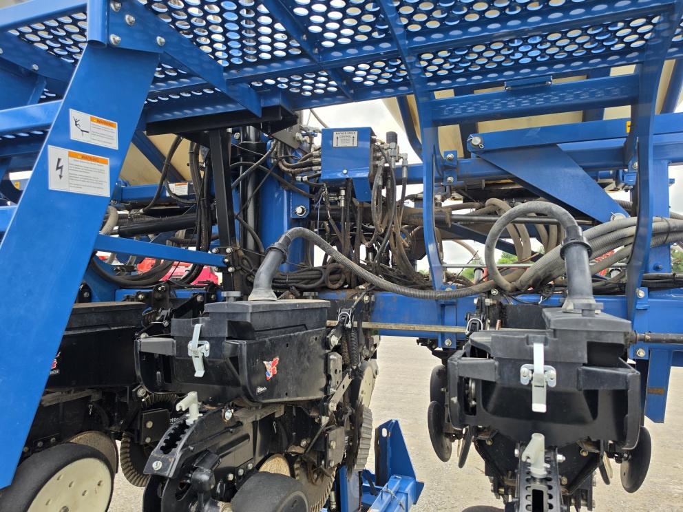 Image for 2013 Kinze 3600