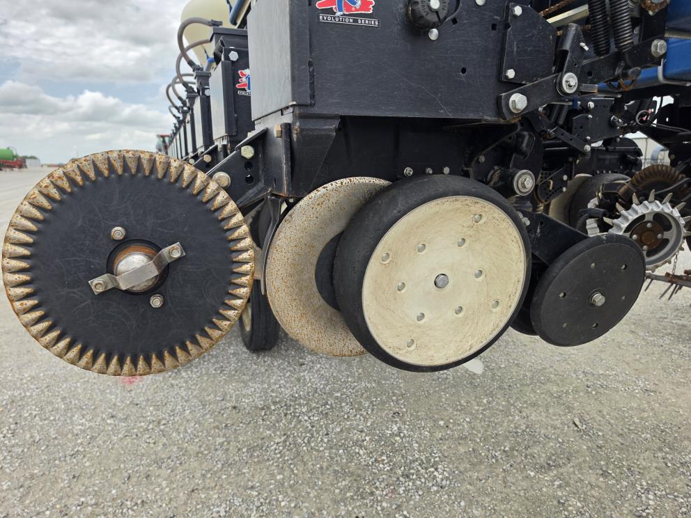 Image for 2013 Kinze 3600