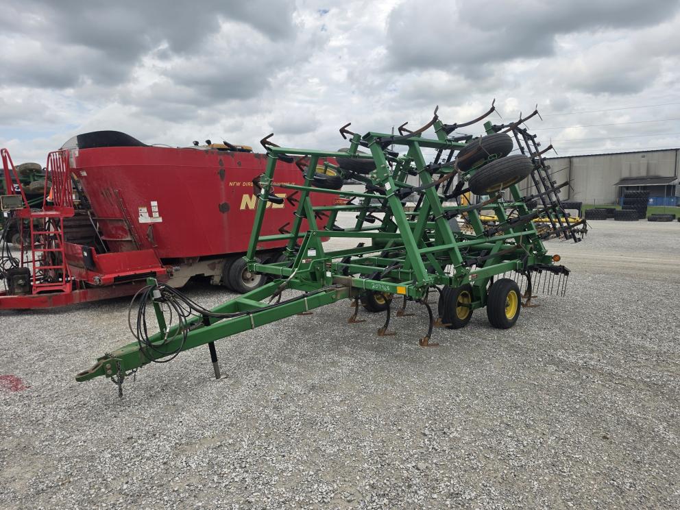 Image for 1998 John Deere 980