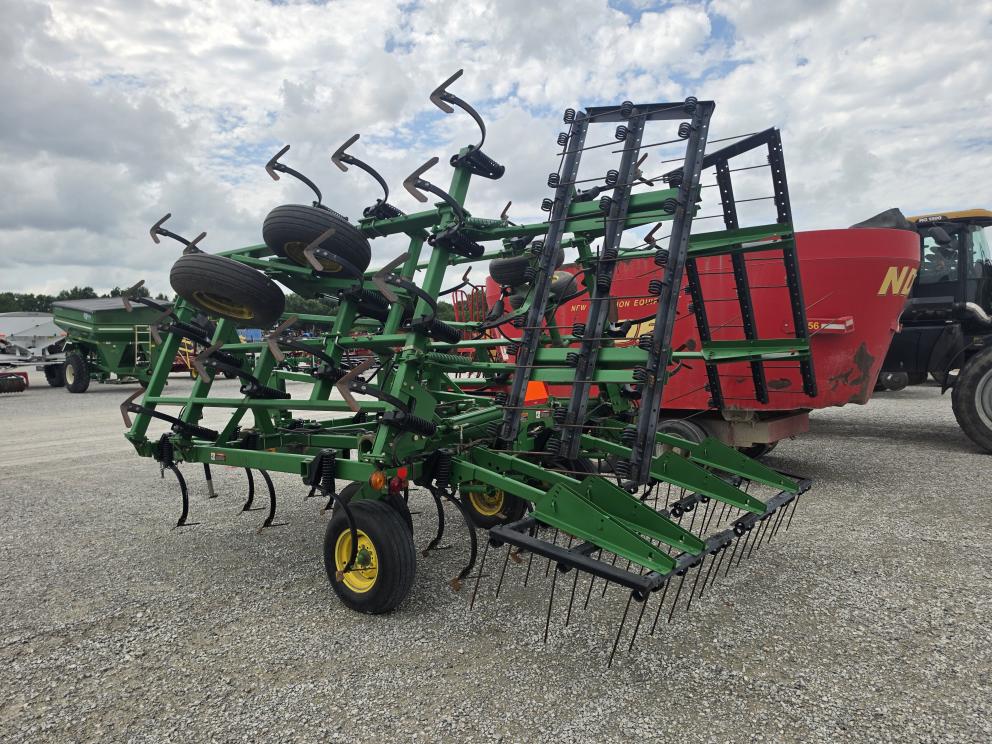 Image for 1998 John Deere 980