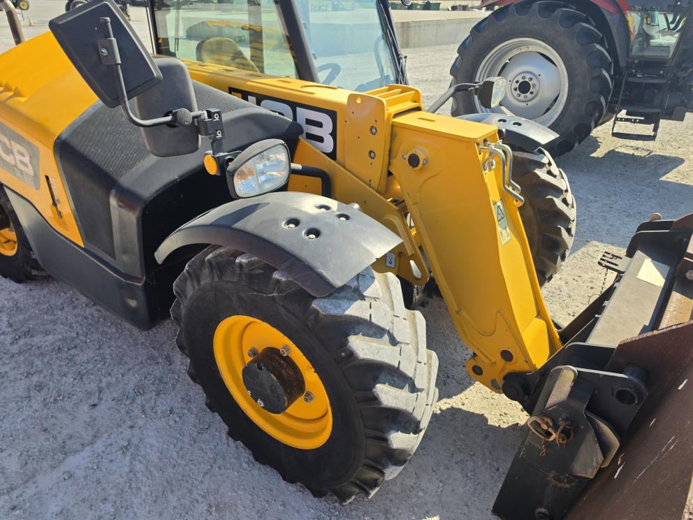 Image for 2010 JCB 527-58