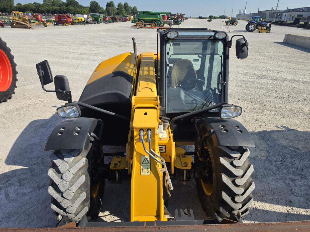 Image for 2010 JCB 527-58