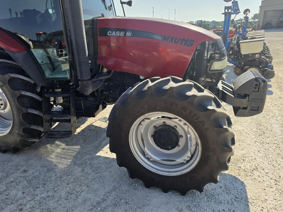 Image for 2005 Case IH MXU115