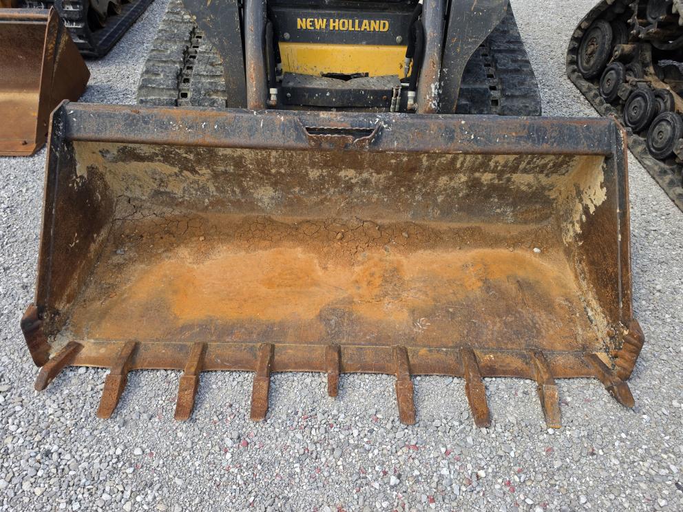 Image for 2016 New Holland C232