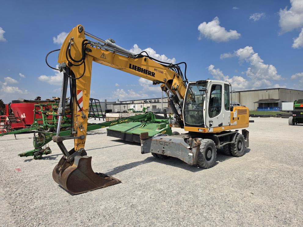 Image for 2006 Liebherr A 900 C Litronic