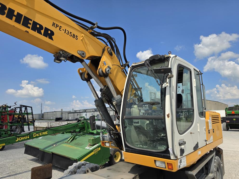 Image for 2006 Liebherr A 900 C Litronic