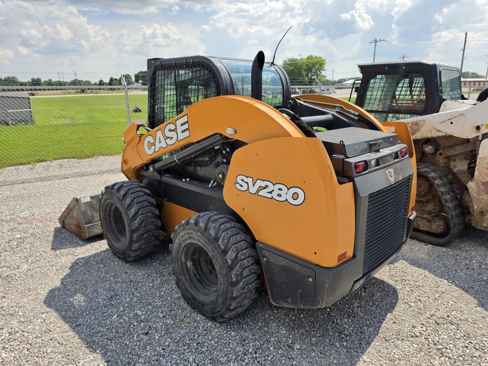 Image for 2017 Case SV280
