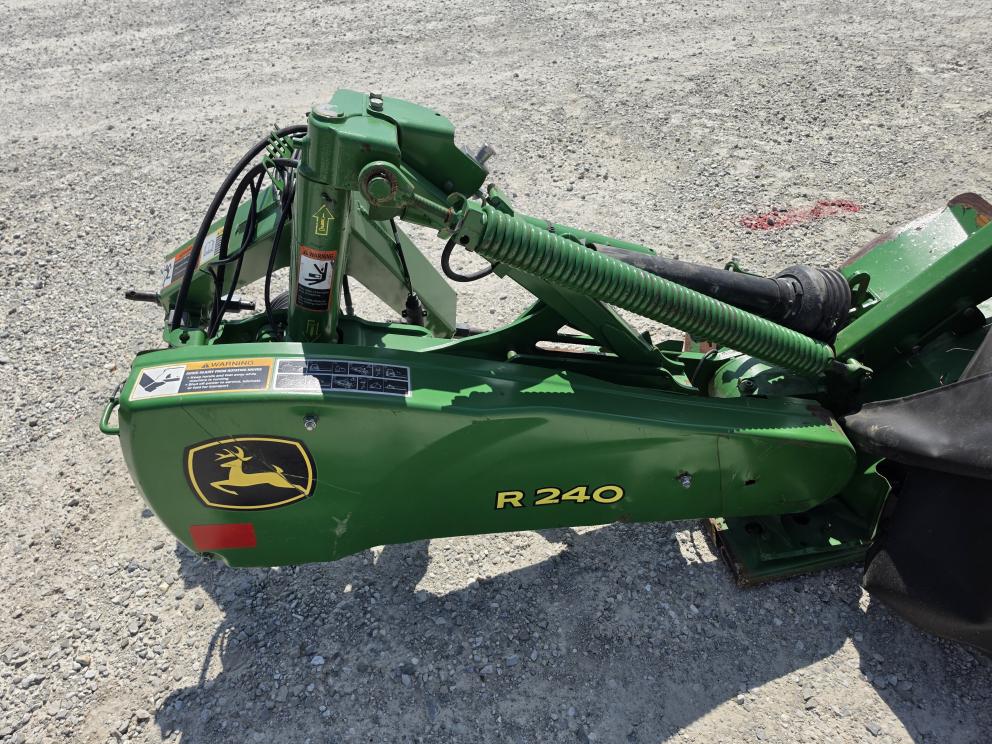 Image for 2020 John Deere R240