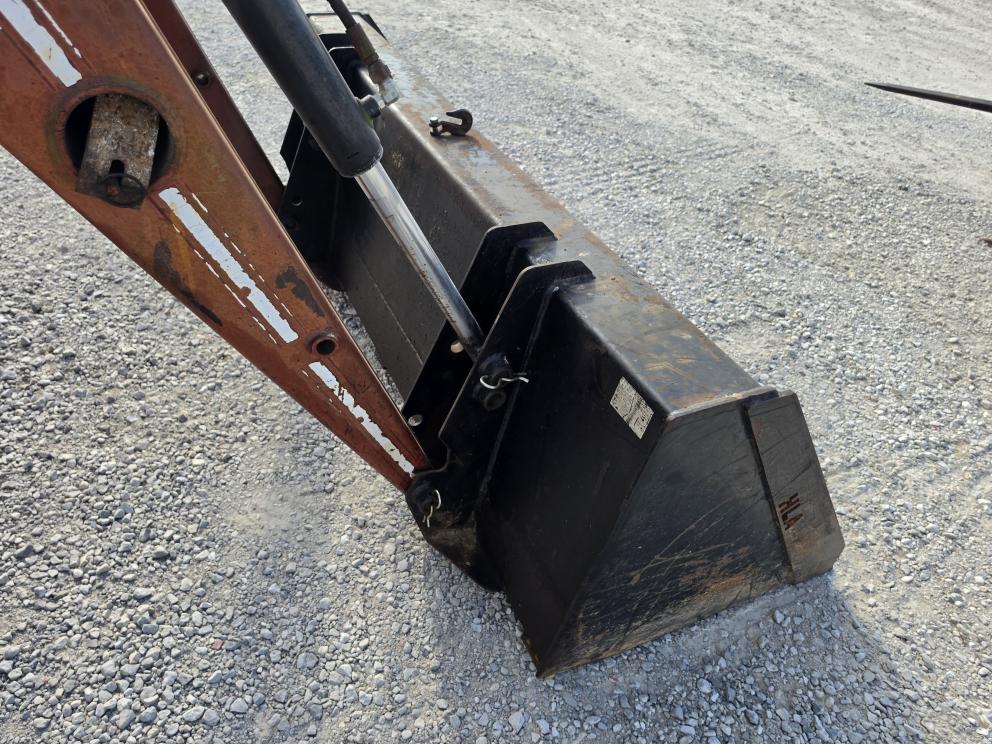 Image for 2001 Massey Ferguson 4270
