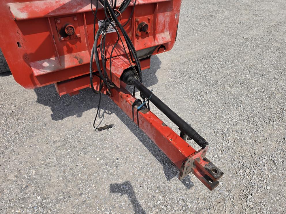Image for 2013 Kuhn-Knight 4136